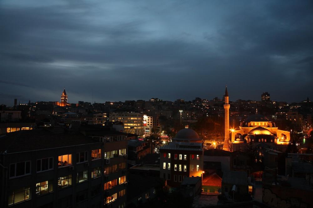 Karakoy Port Hotel Istanbul Exteriör bild